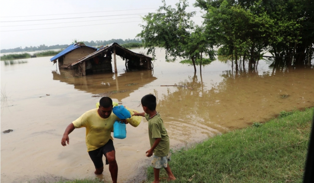 कैलालीमा बाढिको प्रकोप, भजनी र टिकापुरमा विद्यालयमा समेत प्रभाव