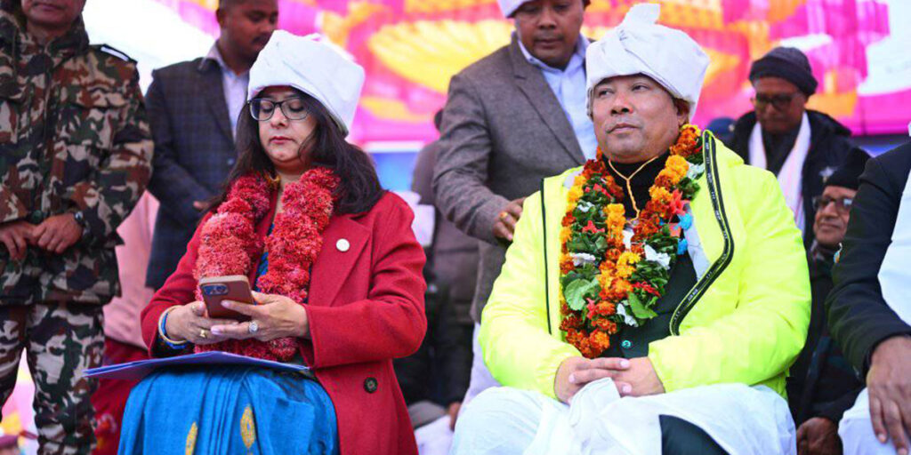 नागरिक उन्मुक्तिभित्र  विवाद : पार्टी नै विभाजनको संघारमा