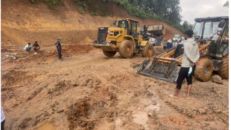 बाढीपहिरोमा परी २३६ जनाको मृत्यु, १० हजार बढी विस्थापित