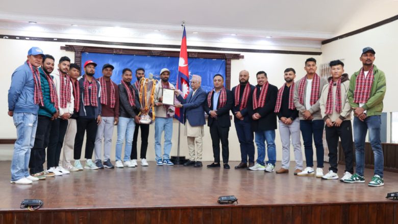 जनकपुर बोल्ट्सलाई प्रधानमन्त्रीको सम्मान