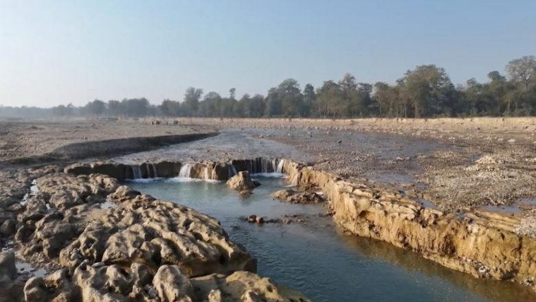 कैलालीमा नदीजन्य पदार्थको विक्रीवितरणमा स्थानीय तहहरुको मनपरी