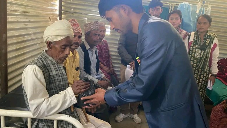 स्ववियू सभापतिका उम्मेदवार धामीको टिमद्वारा बिरामीलाई फलफूल वितरण