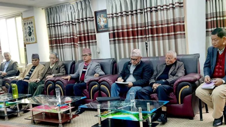 राप्रपाले बोलायो संसदीय दलको बैठक,गृहमन्त्री रमेश लेखकको राजीनामा माग्ने तयारी