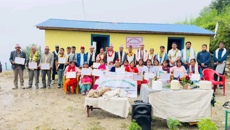 महिलालाई अल्लो प्रशोधन तथा कपडा बुनाई तालिम प्रदान