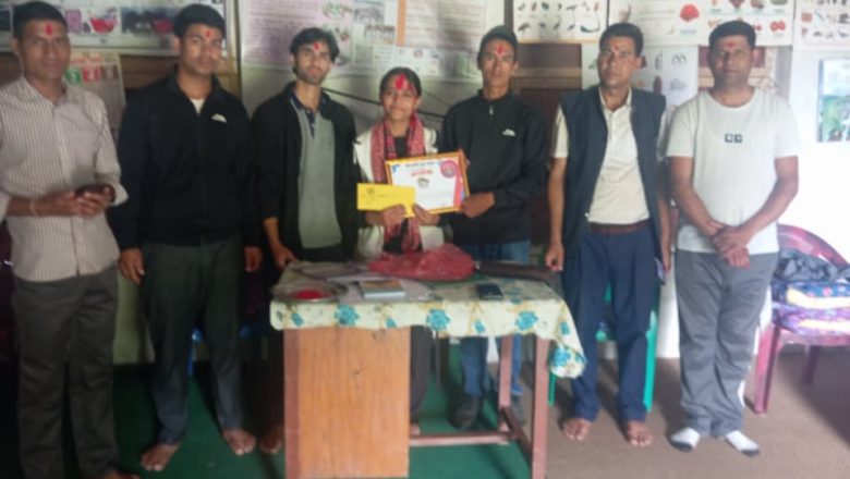 बझाङकी प्रतिभा जोशीलाई चिरासैनी युवा क्लबद्वारा सम्मान