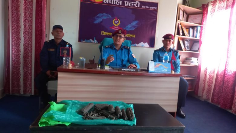 बझाङमा नयाँ डिएसपीको पहिलो अपरेशन सफल, १.६९ किलो चरेससहित एक जना पक्राउ