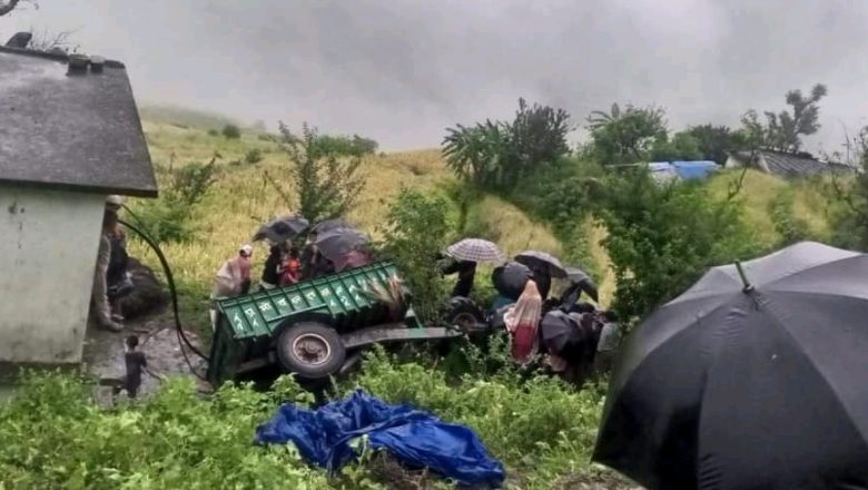 बझाङमा ट्याक्टर दुर्घटना, एकको मृत्यु, चार घाइते