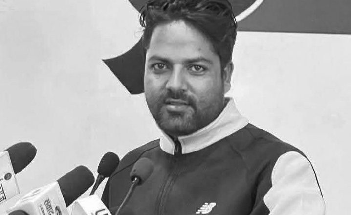 पत्रकार आचार्यको मोटरसाइकल दुर्घटनामा मृत्यु