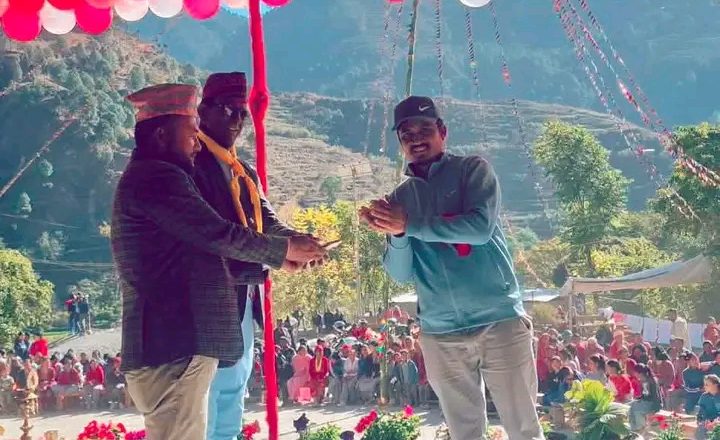 सत्यवादी मावि भोपुरमा अनाथ विद्यार्थी कोष स्थापनाका लागि तिलक बम्मद्वारा ५० हजारभन्दा बढी सहयोग