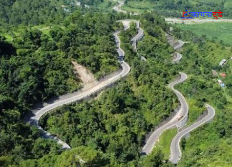 बर्खामा बिपी राजमार्ग अवरुद्ध भए आधा घण्टामै खुलाइने गरी तयारी
